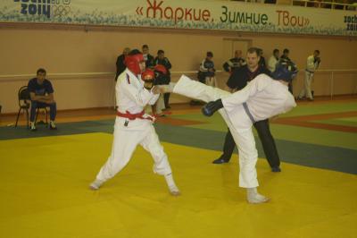 В Рязани более двухсот человек сошлись в рукопашной